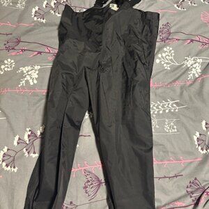 MEC Size 7 Rain pants